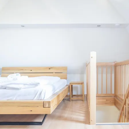 Kranichhus Kranich 3 *